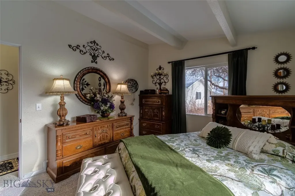 319 E 7th Avenue Big Timber MT 59011