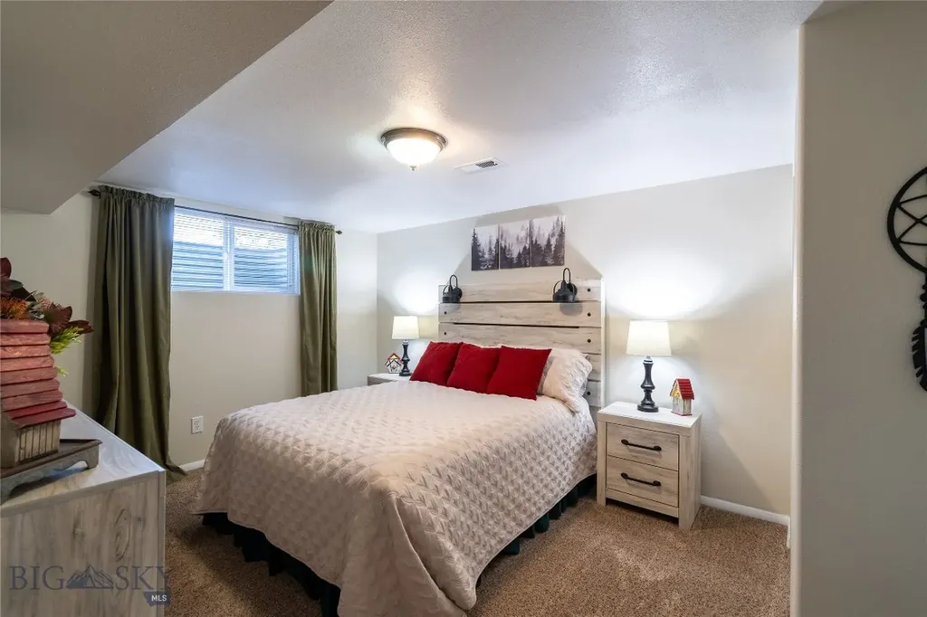 319 E 7th Avenue Big Timber MT 59011
