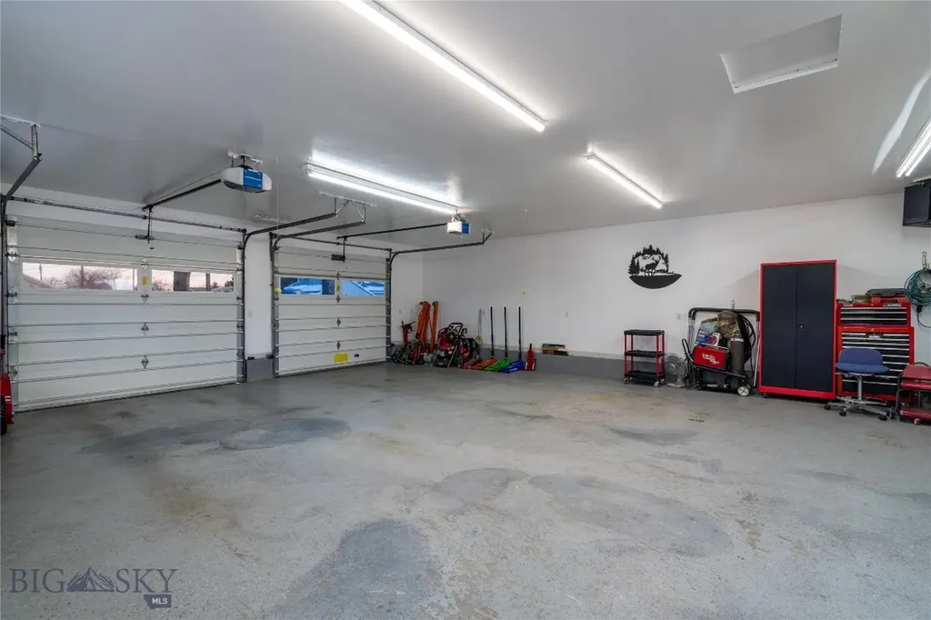 319 E 7th Avenue Big Timber MT 59011