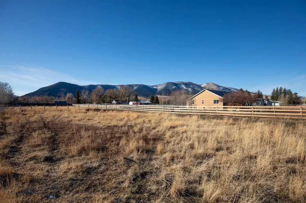 94 Willow Drive Livingston MT 59047