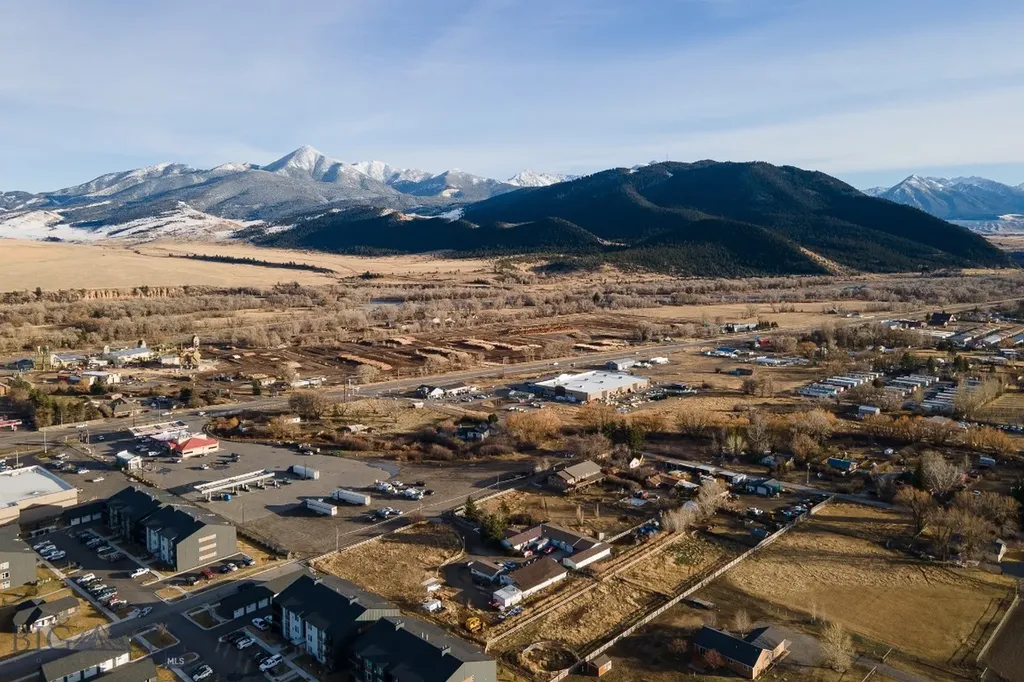 94 Willow Drive Livingston MT 59047