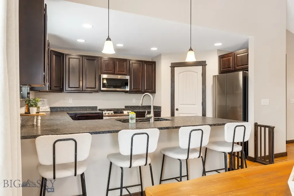 1611 Drummond Belgrade MT 59714