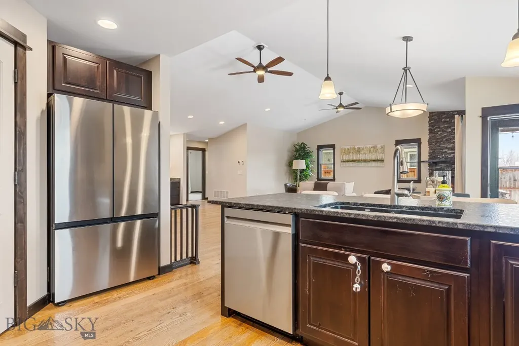 1611 Drummond Belgrade MT 59714