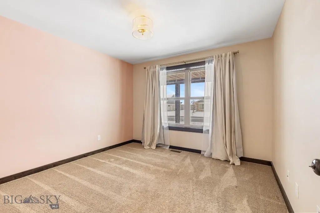 1611 Drummond Belgrade MT 59714