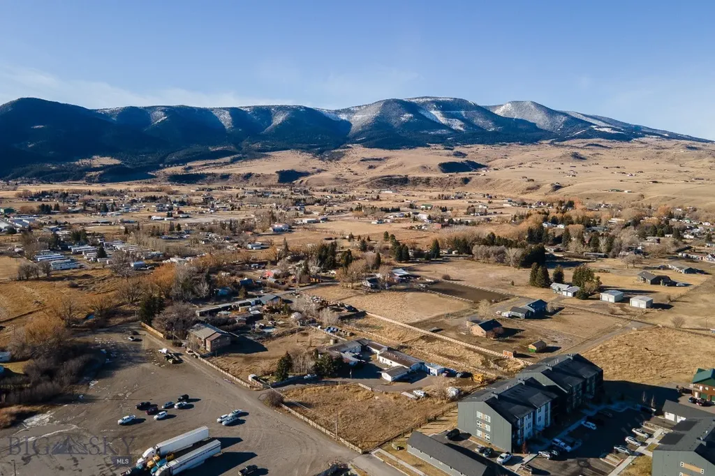 94 Willow Drive Livingston MT 59047