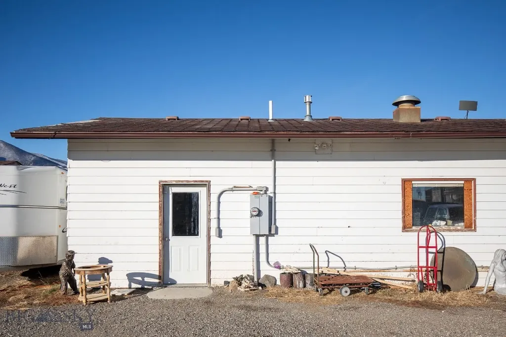 94 Willow Drive Livingston MT 59047