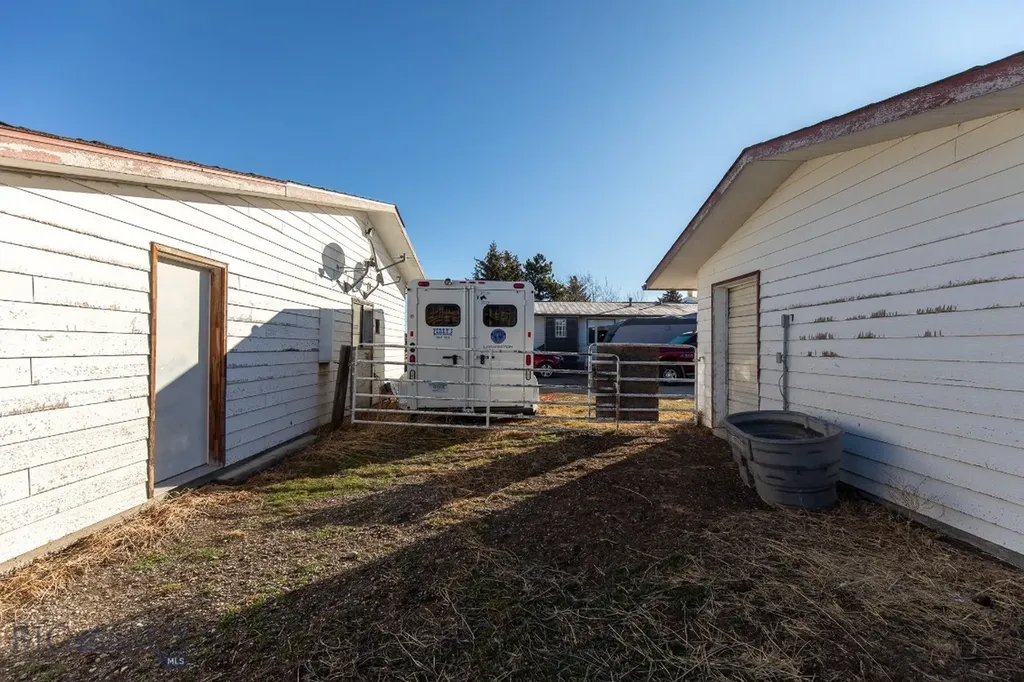 94 Willow Drive Livingston MT 59047