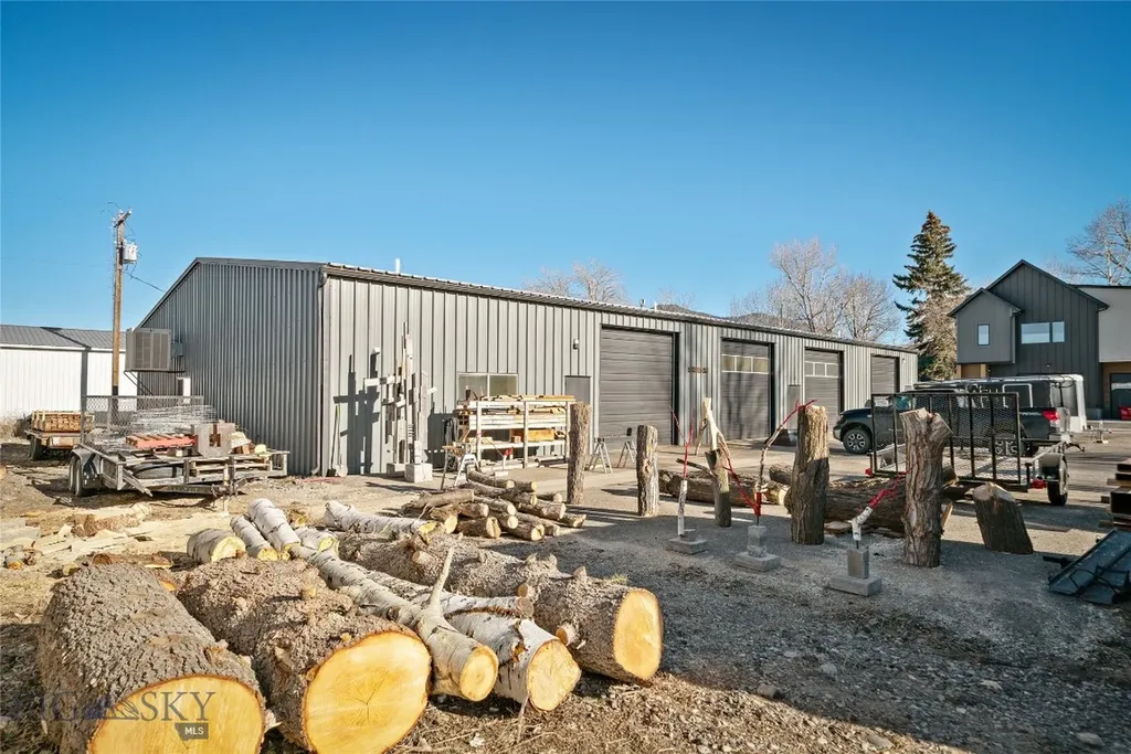 517 E Bryant Street Bozeman MT 59715