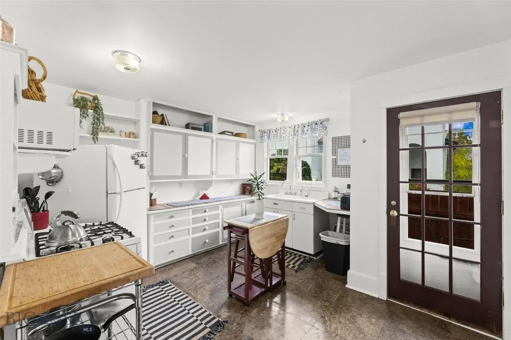 119 S Yellowstone Street Livingston MT 59047
