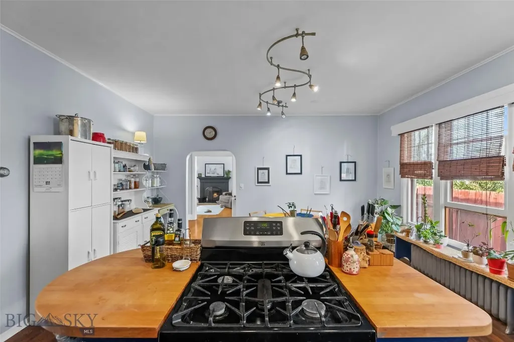 119 S Yellowstone Street Livingston MT 59047