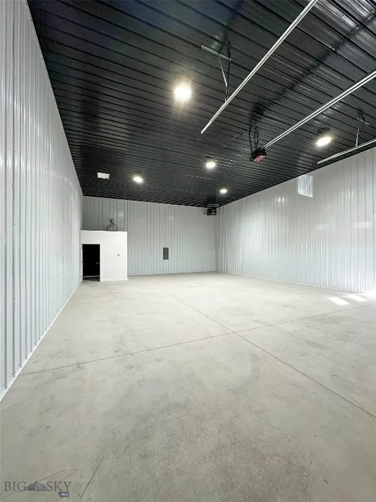 1300 Happy Lane Belgrade MT 59714