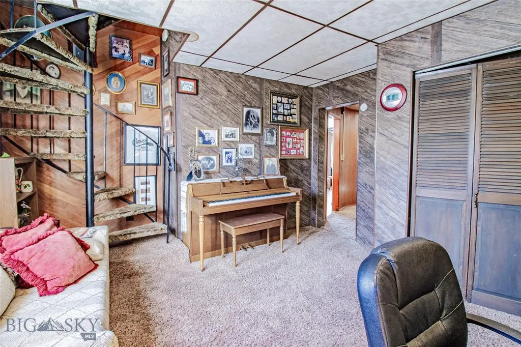 526 S Washington Butte MT 59701