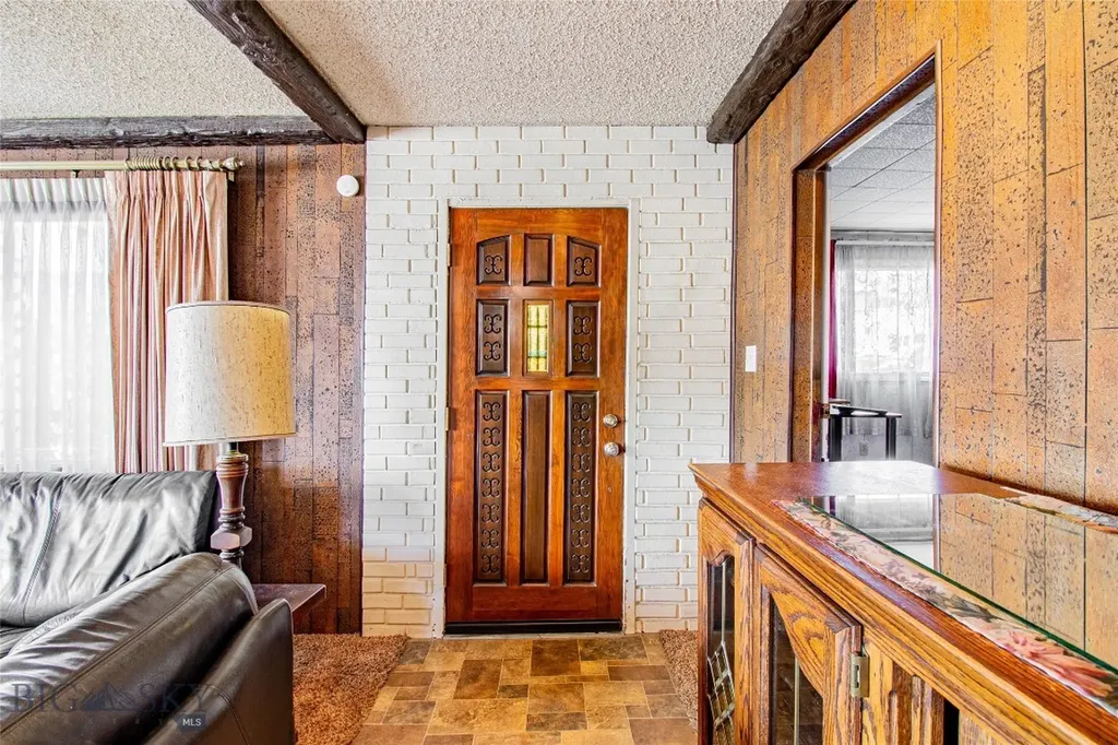 526 S Washington Butte MT 59701
