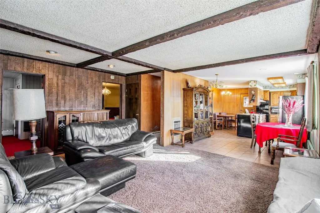 526 S Washington Butte MT 59701