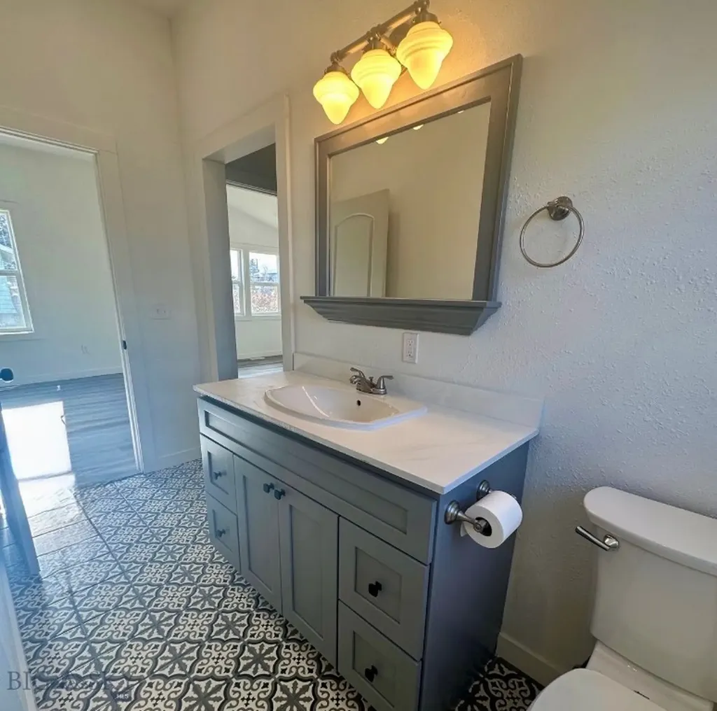 3320 Paxson Butte MT 59701