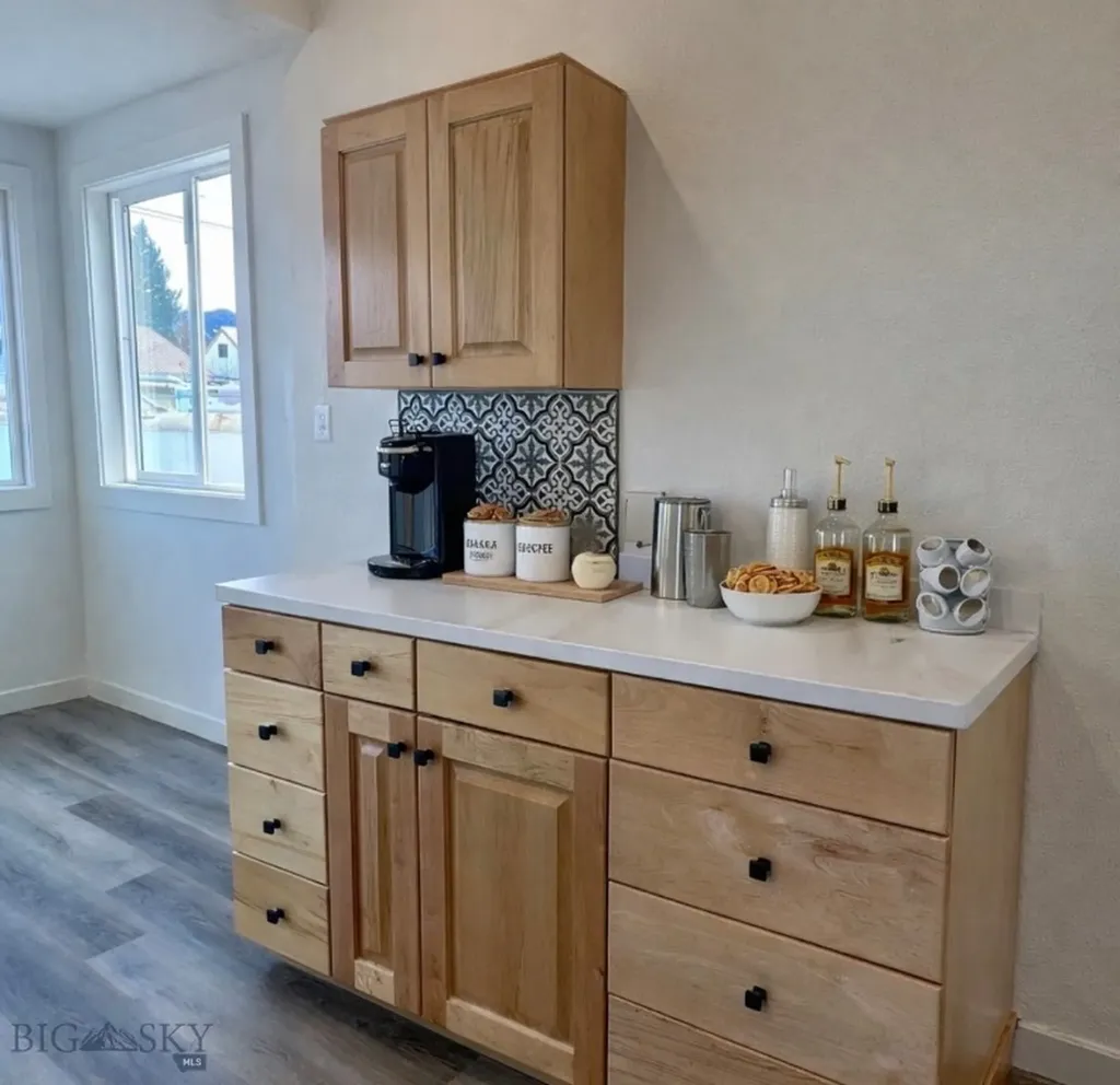 3320 Paxson Butte MT 59701