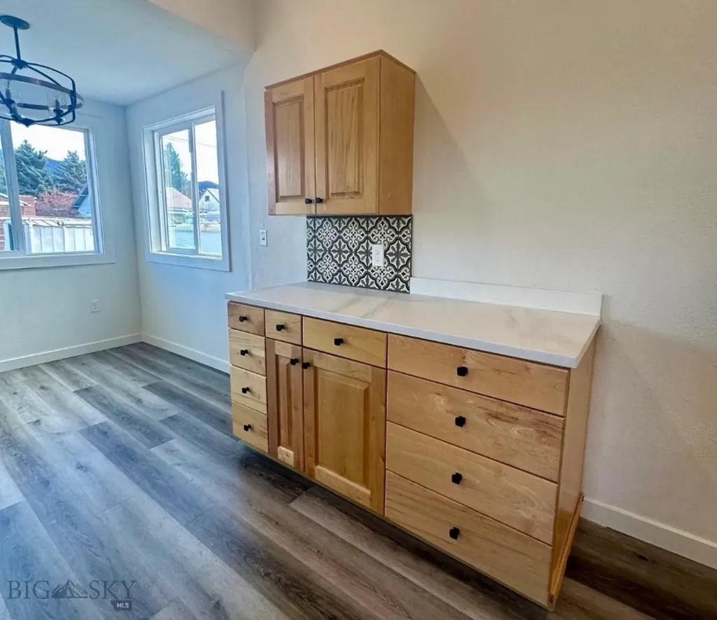 3320 Paxson Butte MT 59701