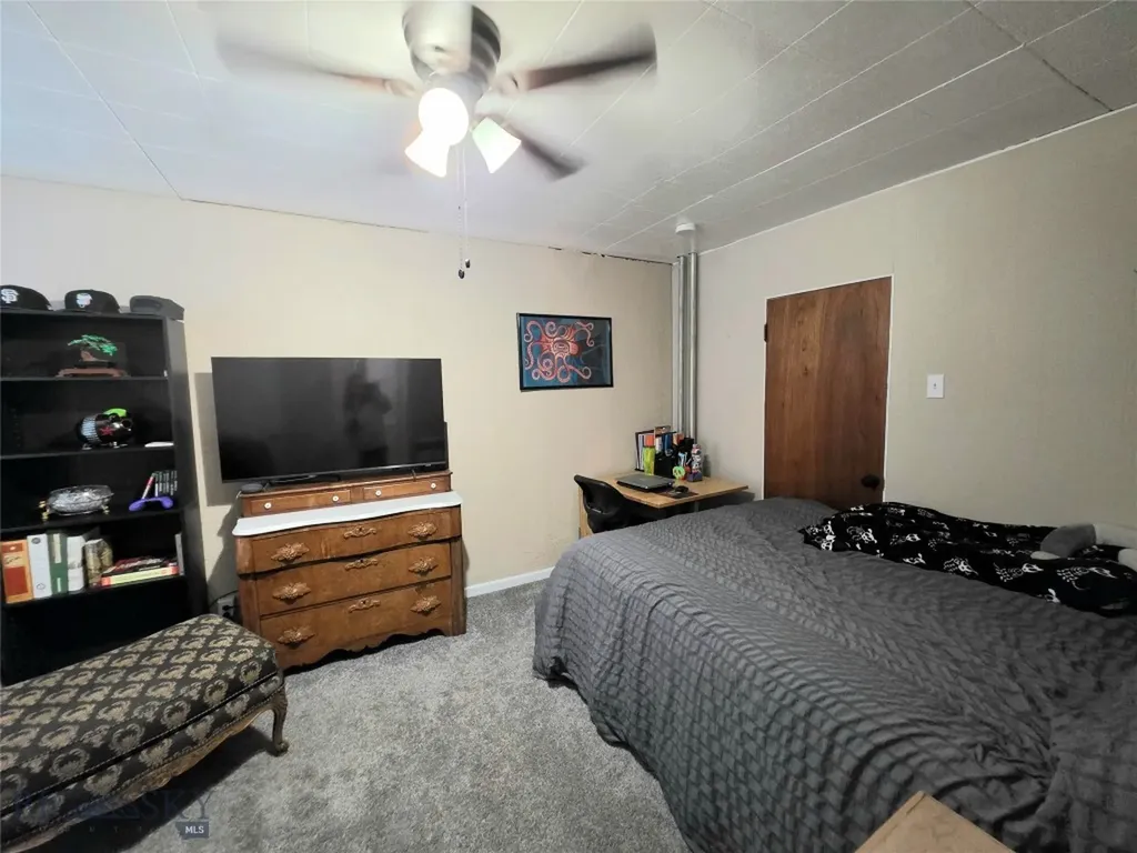 1009 Caledonia Street Butte MT 59701