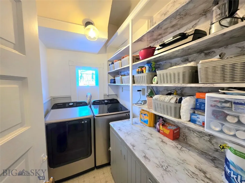 1009 Caledonia Street Butte MT 59701