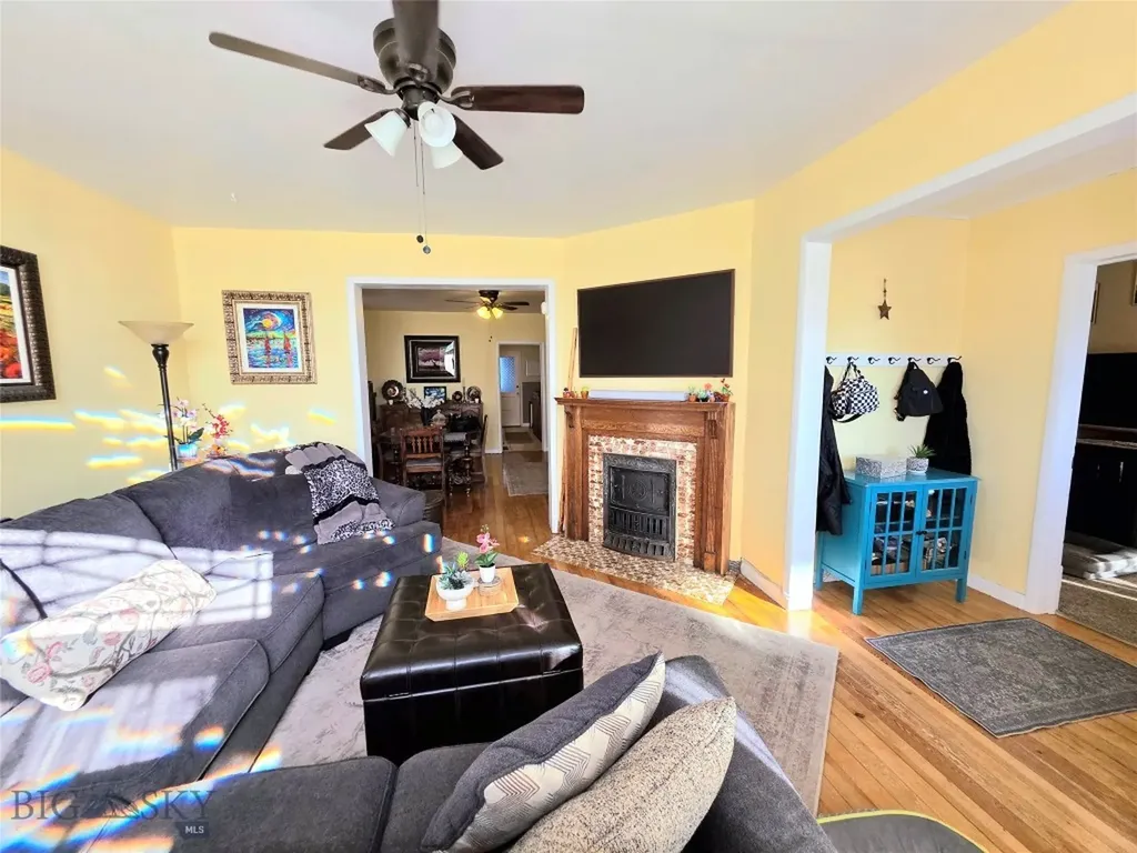 1009 Caledonia Street Butte MT 59701