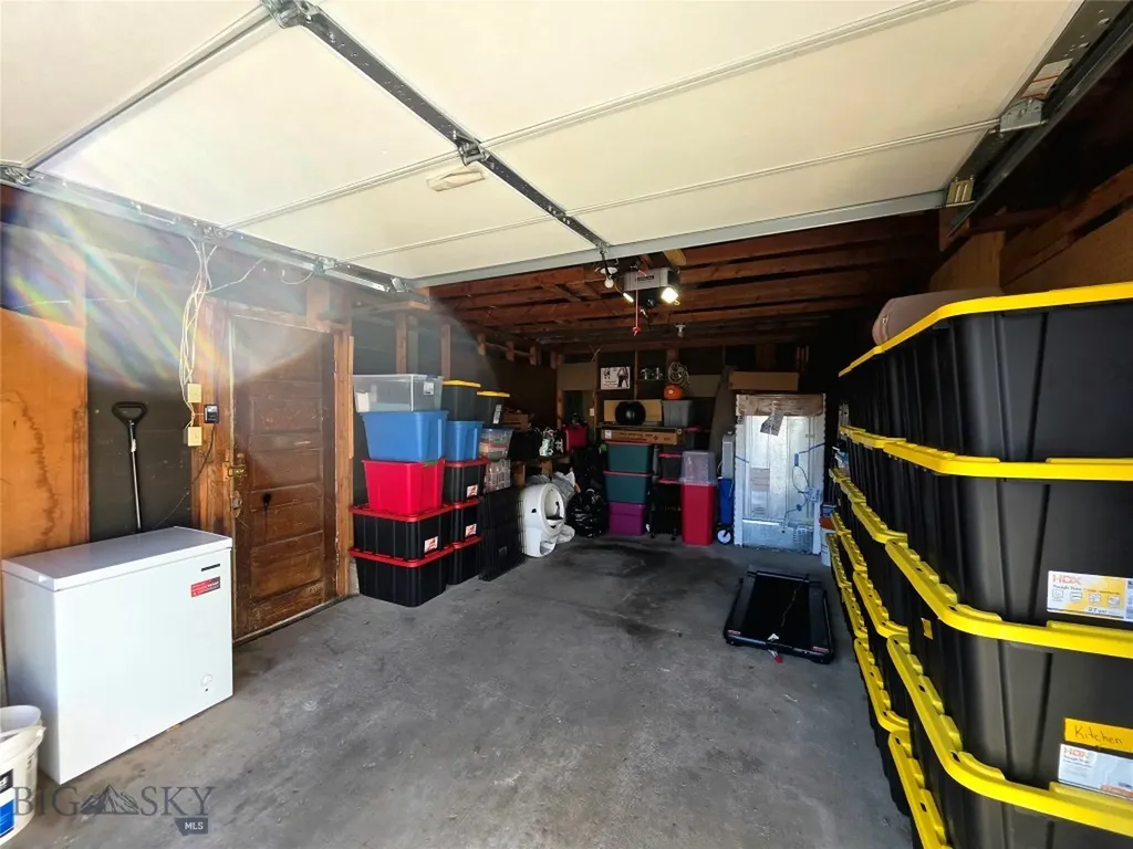 1009 Caledonia Street Butte MT 59701