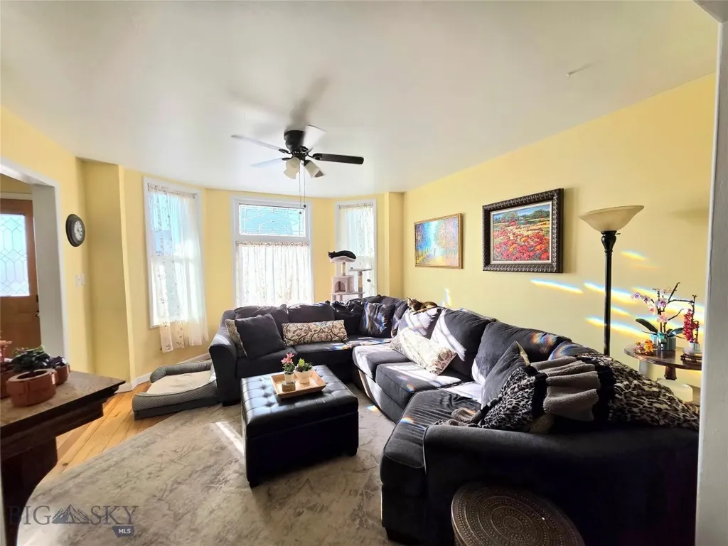 1009 Caledonia Street Butte MT 59701