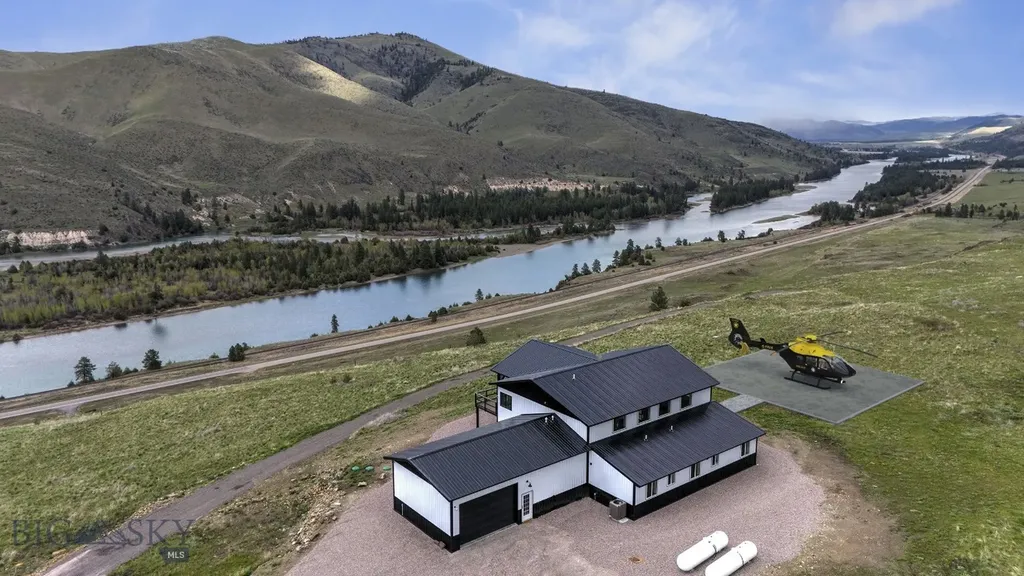 9800 Highway 200 Dixon MT 59831