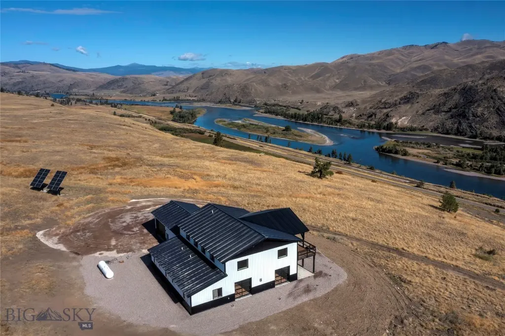 9800 Highway 200 Dixon MT 59831