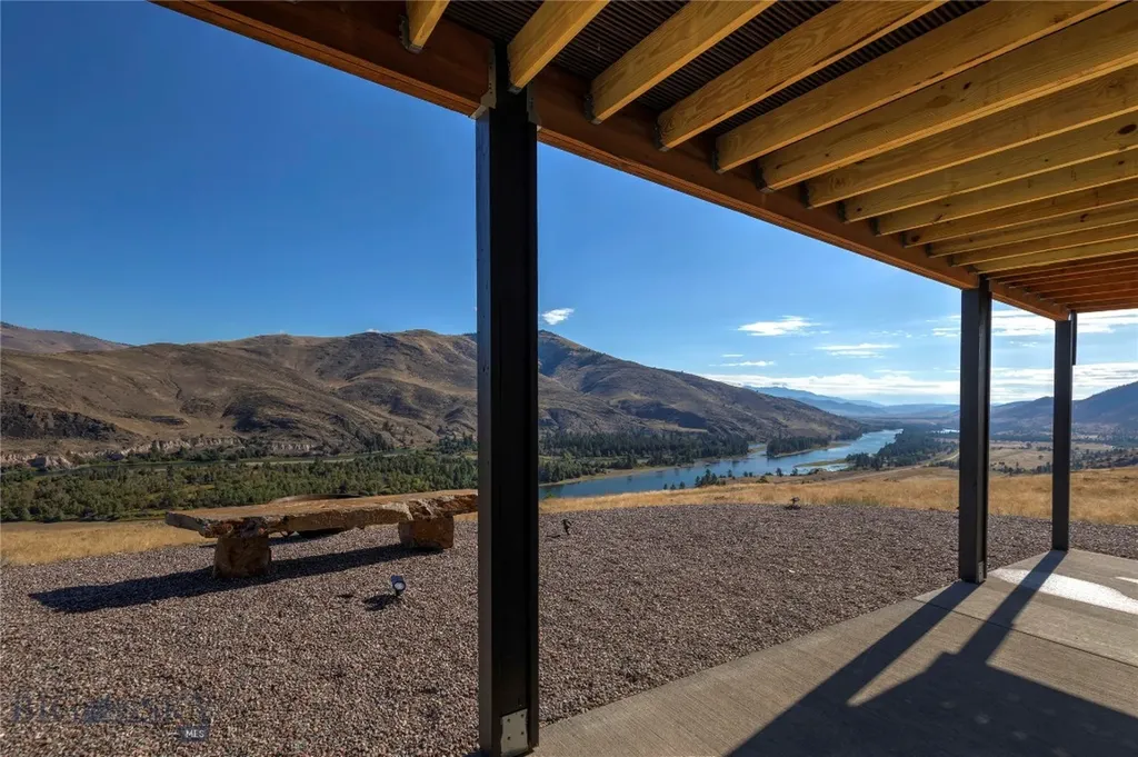 9800 Highway 200 Dixon MT 59831