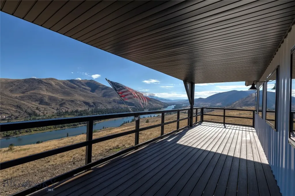 9800 Highway 200 Dixon MT 59831