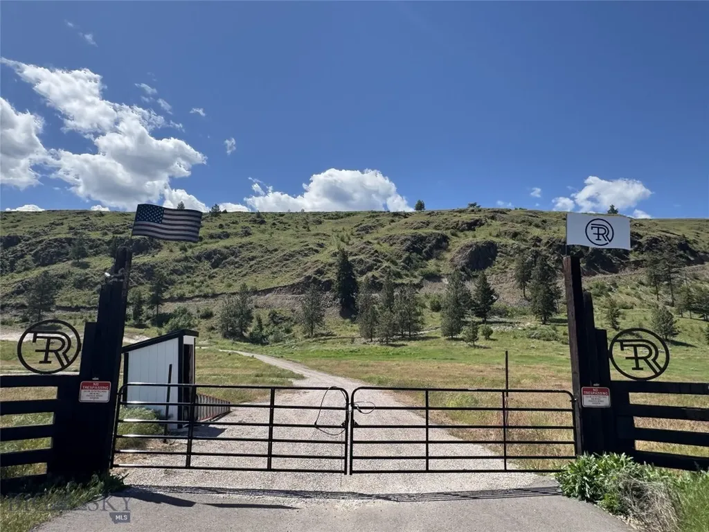 9800 Highway 200 Dixon MT 59831