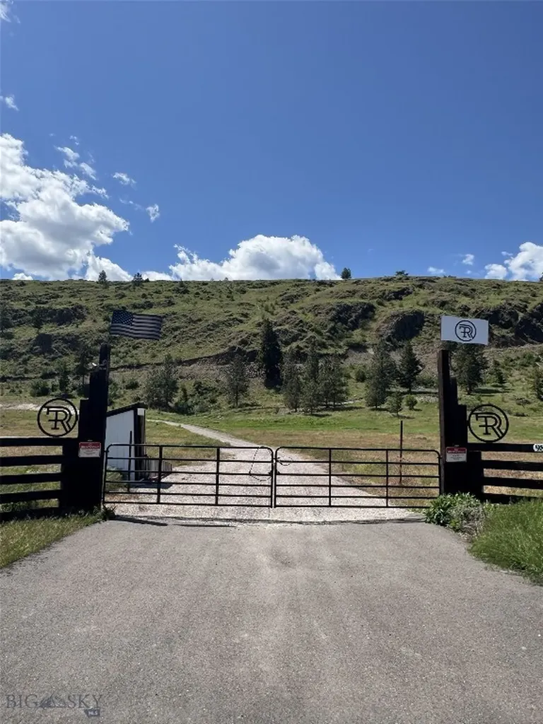 9800 Highway 200 Dixon MT 59831