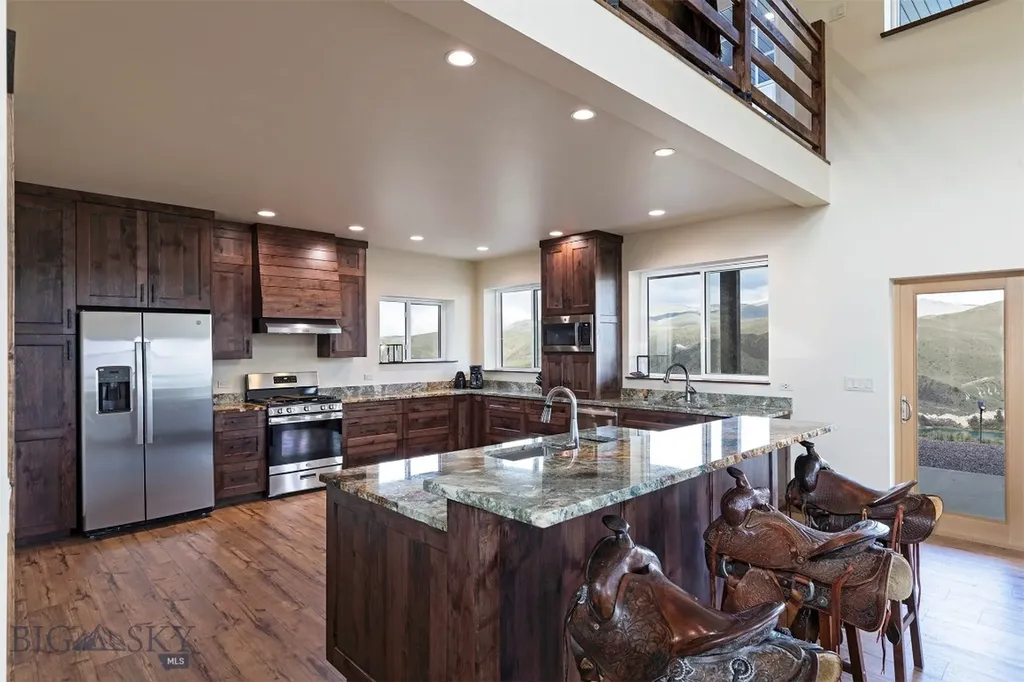 9800 Highway 200 Dixon MT 59831