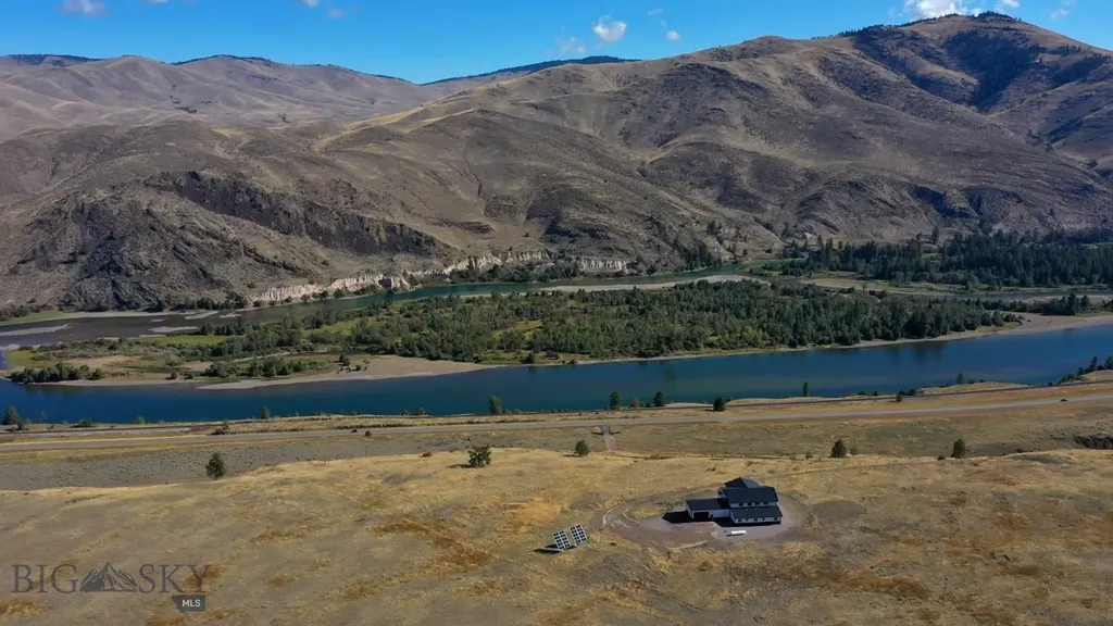 9800 Highway 200 Dixon MT 59831