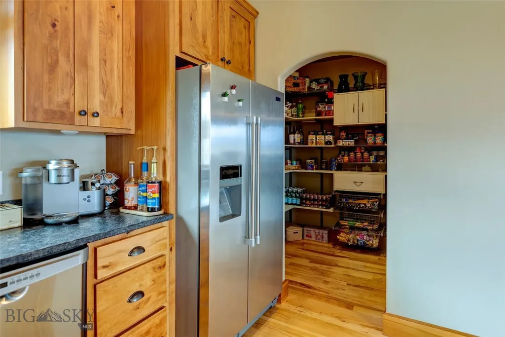 1006 Eagle Court Livingston MT 59047
