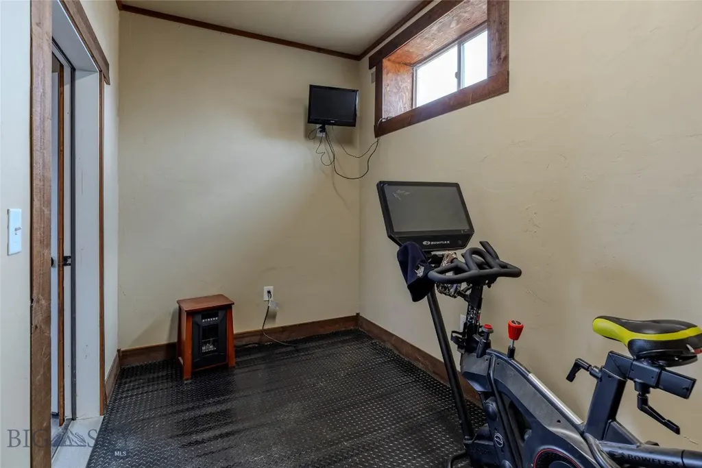 1006 Eagle Court Livingston MT 59047