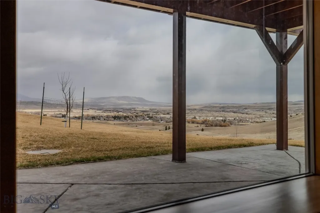 1006 Eagle Court Livingston MT 59047