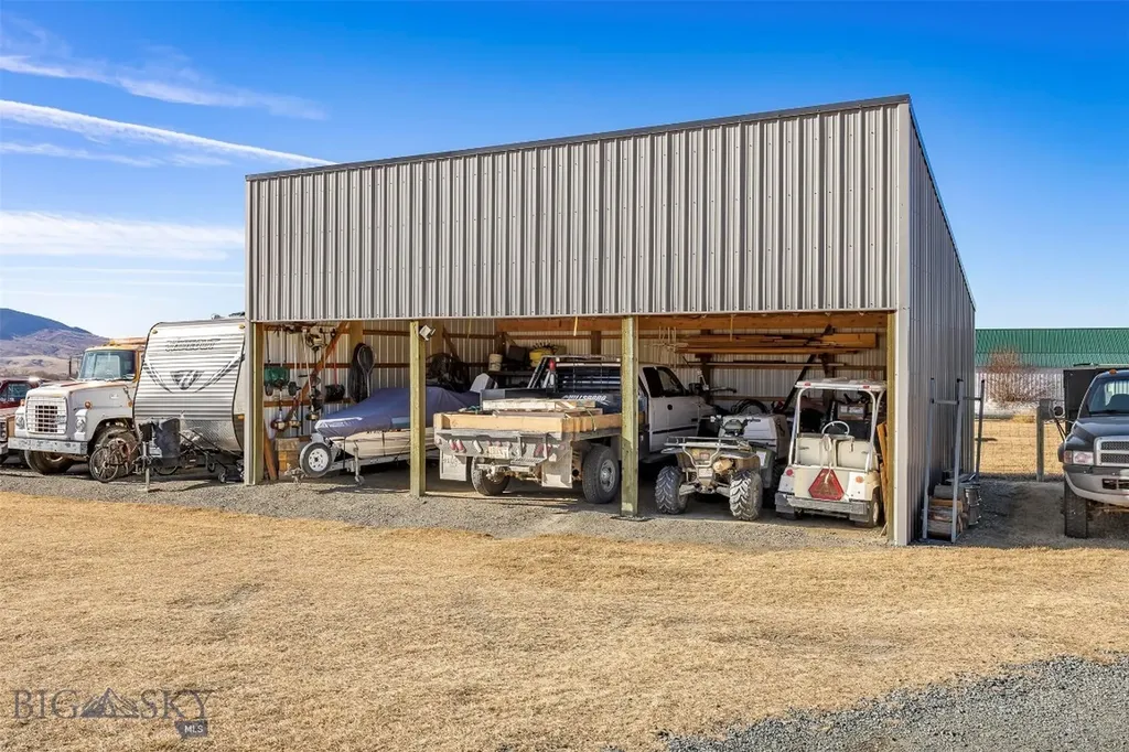 120 & 126 Kearney Lane Sheridan MT 59749