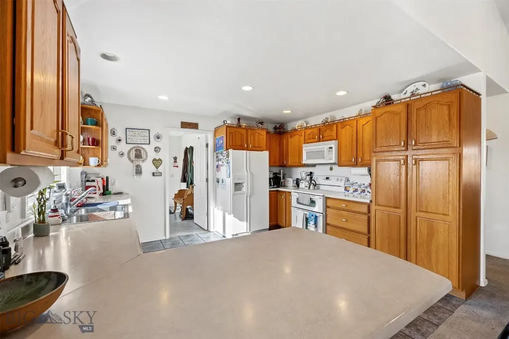 120 & 126 Kearney Lane Sheridan MT 59749