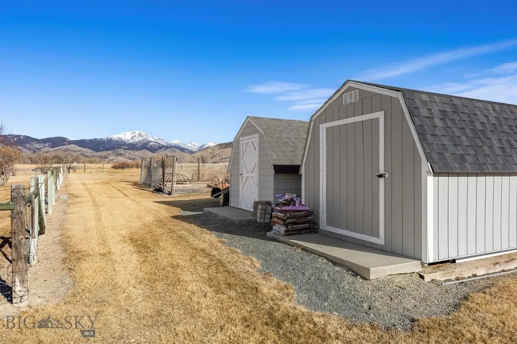 120 & 126 Kearney Lane Sheridan MT 59749