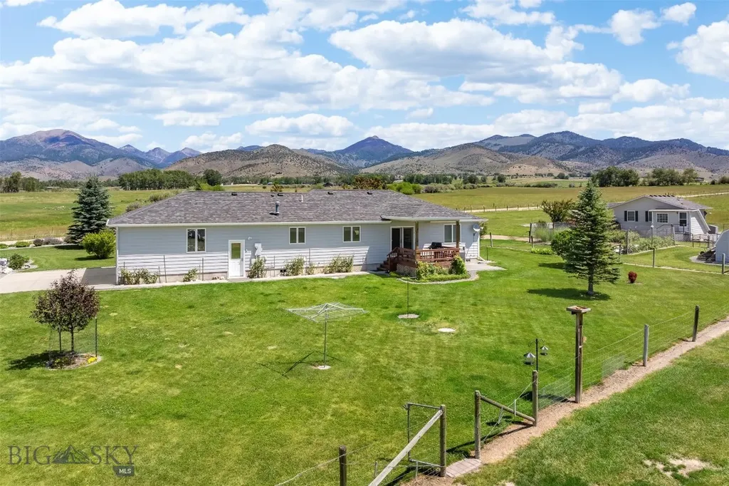 120 & 126 Kearney Lane Sheridan MT 59749