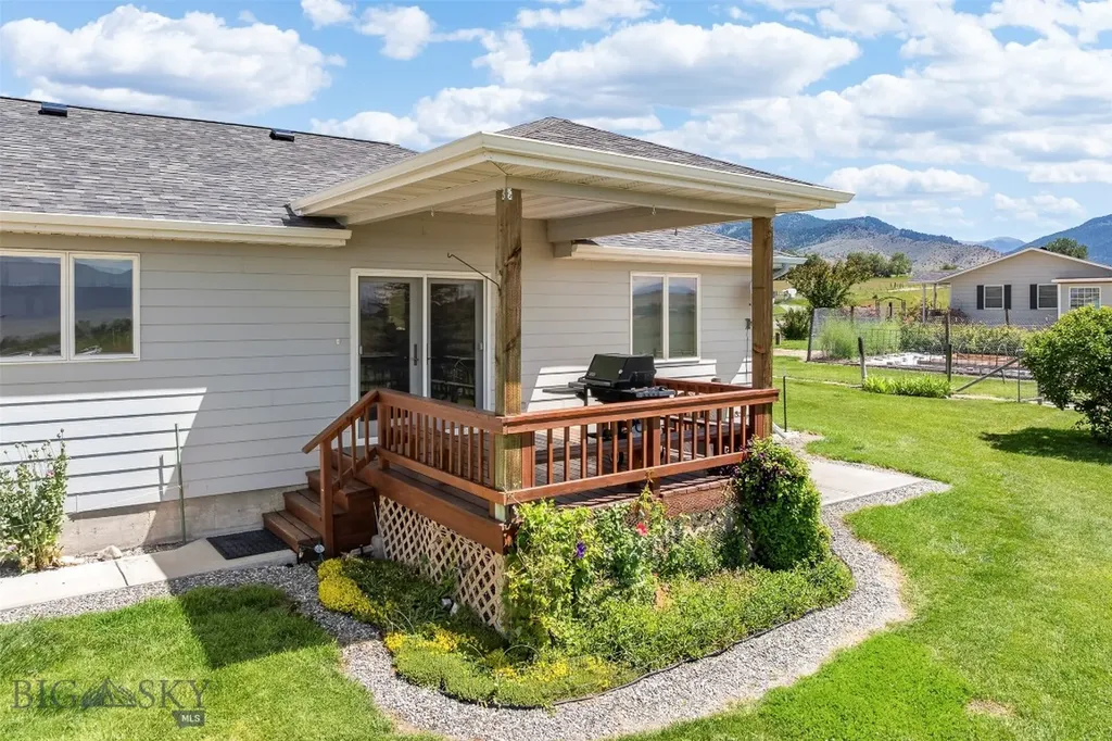 120 & 126 Kearney Lane Sheridan MT 59749