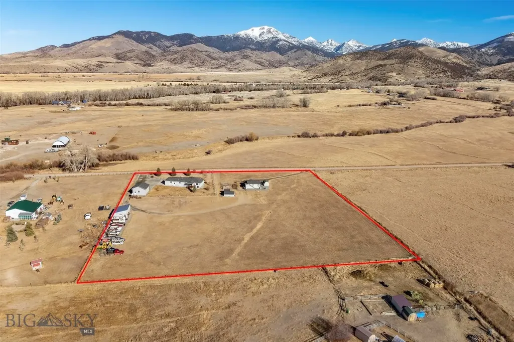 120 & 126 Kearney Lane Sheridan MT 59749