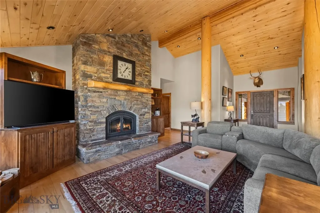 19 Green Wing Road Ennis MT 59729