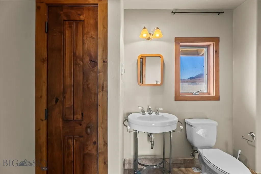 19 Green Wing Road Ennis MT 59729