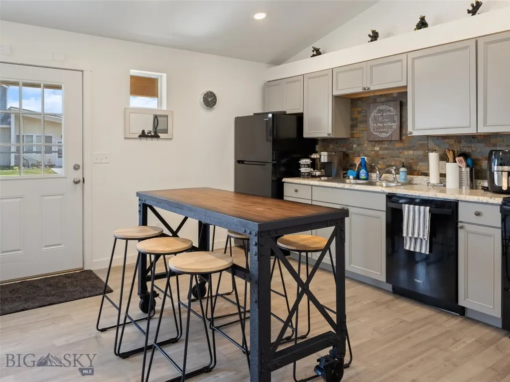 407 Brookline Street Livingston MT 59047