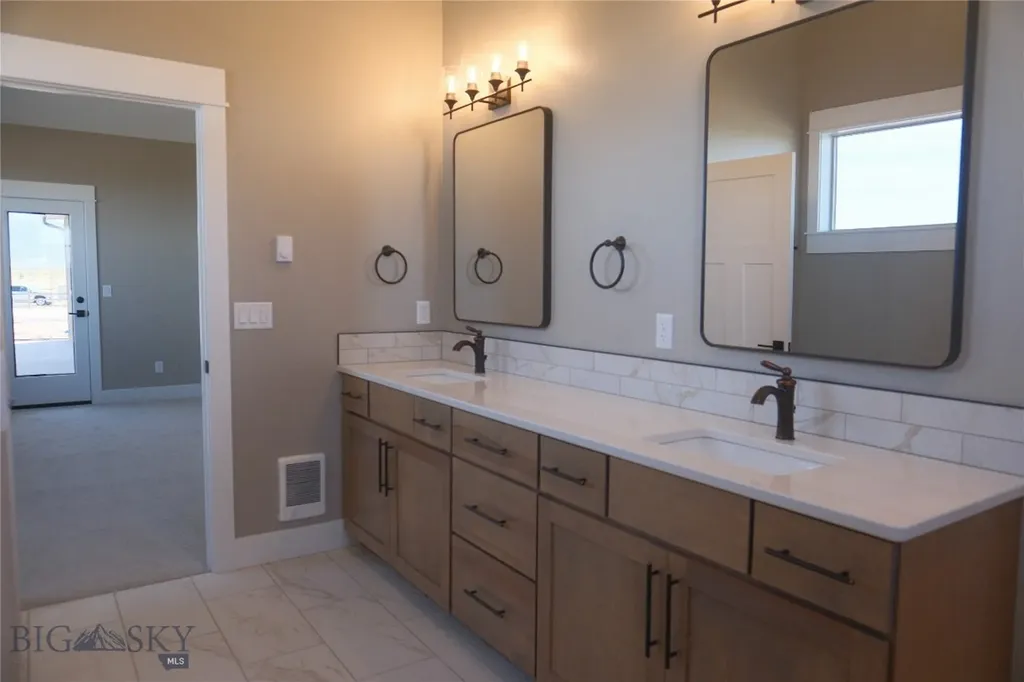 330 Swayback Lane Bozeman MT 59718