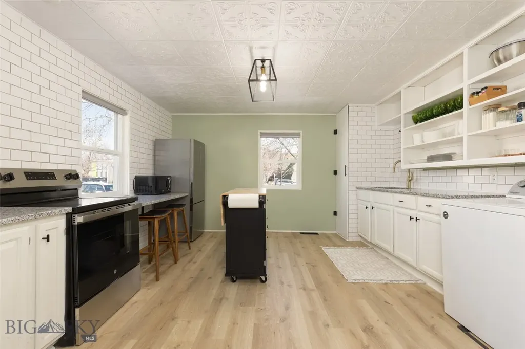 209 S Tracy Bozeman MT 59715