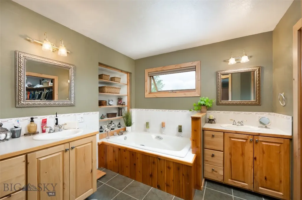 445 Ghost Canyon Court Belgrade MT 59714