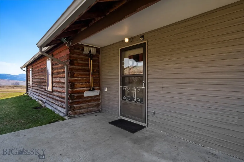2368 Jackson Creek Road Bozeman MT 59715